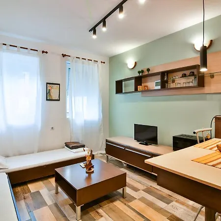 Apartamento Budget Studio For 2 Nearby Center Varna